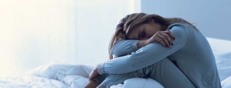 Drgawki (konwulsje) – rodzaje, przyczyny i objawy. Pierwsza pomoc przy drgawkach