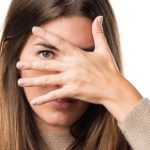 Dysmorfofobia to zaburzenie psychiczne cechujące się przekonaniem o nieestetycznym wyglądzie swojego ciała.