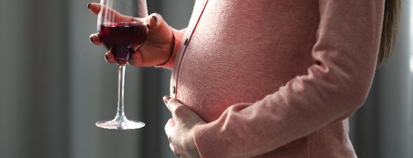 FASD – zespół poalkoholowych zaburzeń płodowych. Skutki FASD w dorosłym życiu