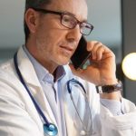 Na zwolnieniu lekarskim standardowo można być maksymalnie 182 dni w ciągu roku.
