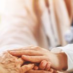 Leukemia, czyli ostra białaczka szpikowa, jest chorobą nowotorową, spowodowaną mutacją genetyczną.