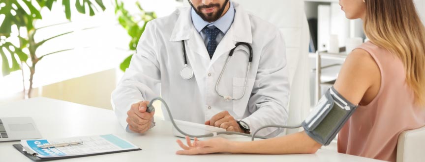 Syndrom białego fartucha (nadciśnienie białego fartucha) – czym jest?