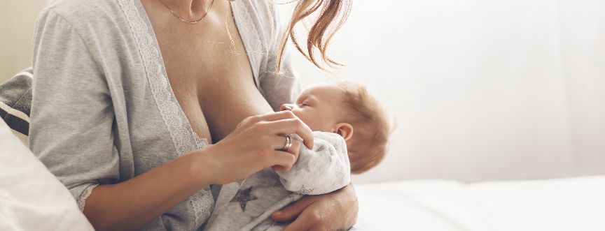 Zapalenie piersi podczas karmienia – jak leczyć?