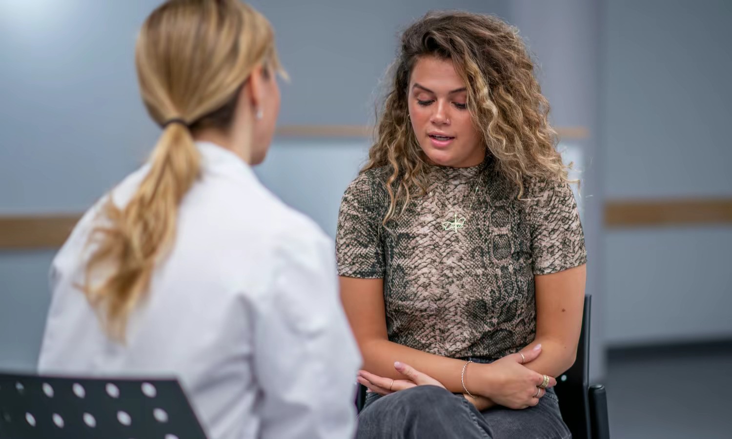 Terapia uzależnień – pomoc w uzależnieniu nie tylko od środków odurzających