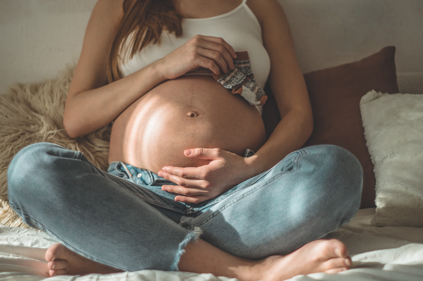 Kobieta z wirusem HIV w zaawansowanej ciąży